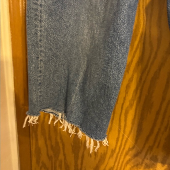 Old Navy Cropped Frayed Hem Denim Capris. Size 20, Sky high Wide Leg. 🫥 - Picture 3 of 11